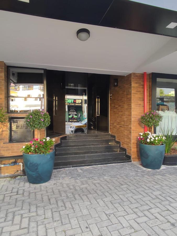 Avenida Hotel De Resende Esterno foto